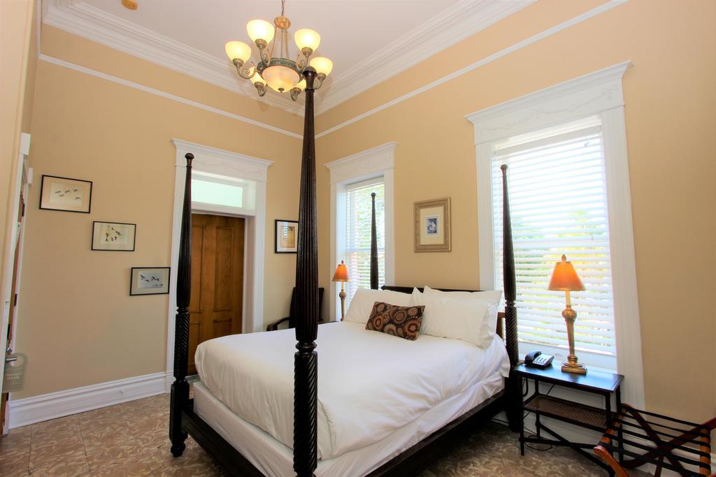 Southernmost House Hotel (Adults Only) Key West Extérieur photo